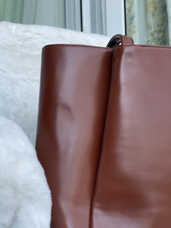 The Urban Carry Tote | Brown