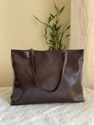 The Slender Commuter Tote | Coffee